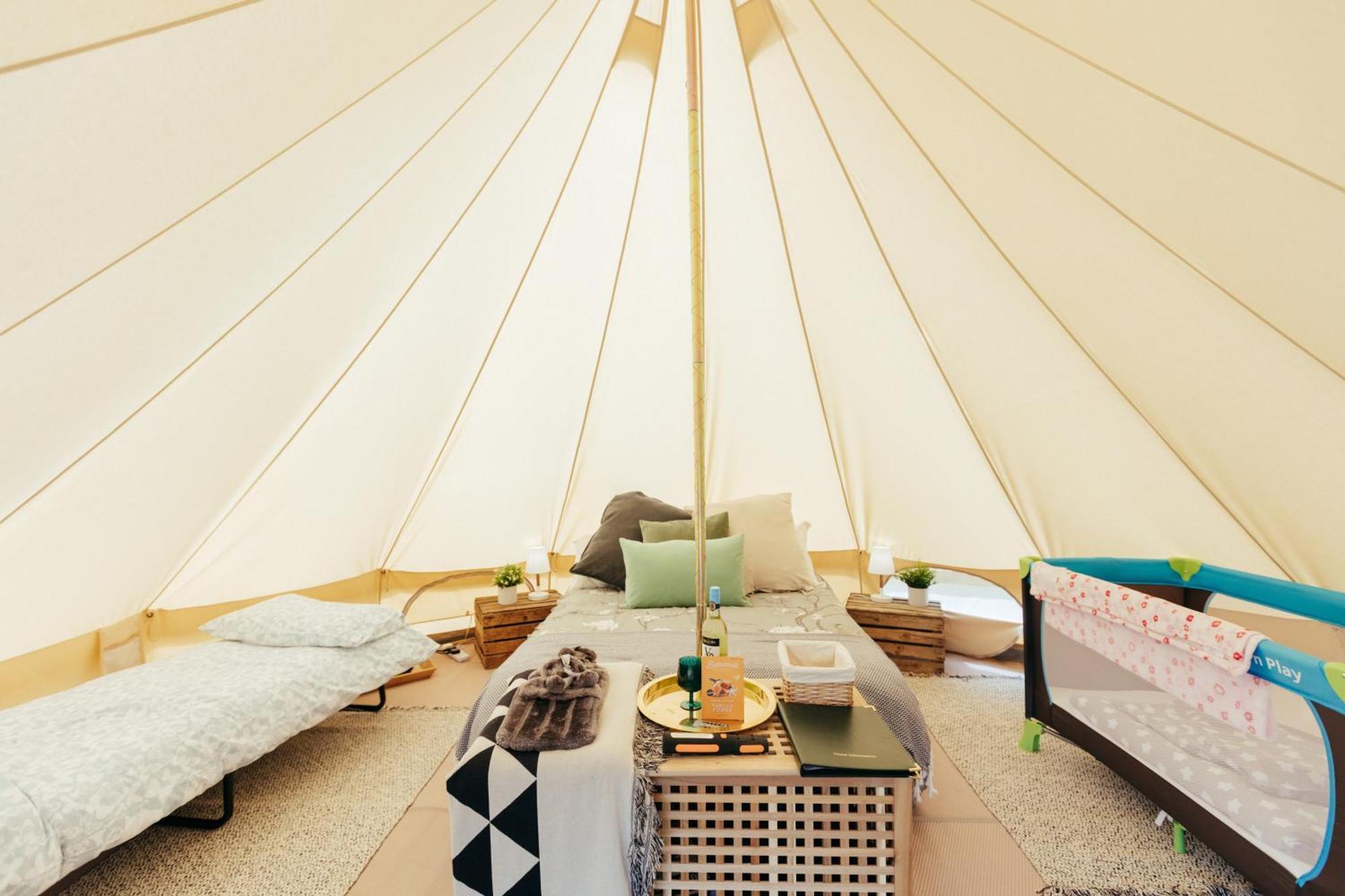 Willow Valley Glamping Буде Экстерьер фото