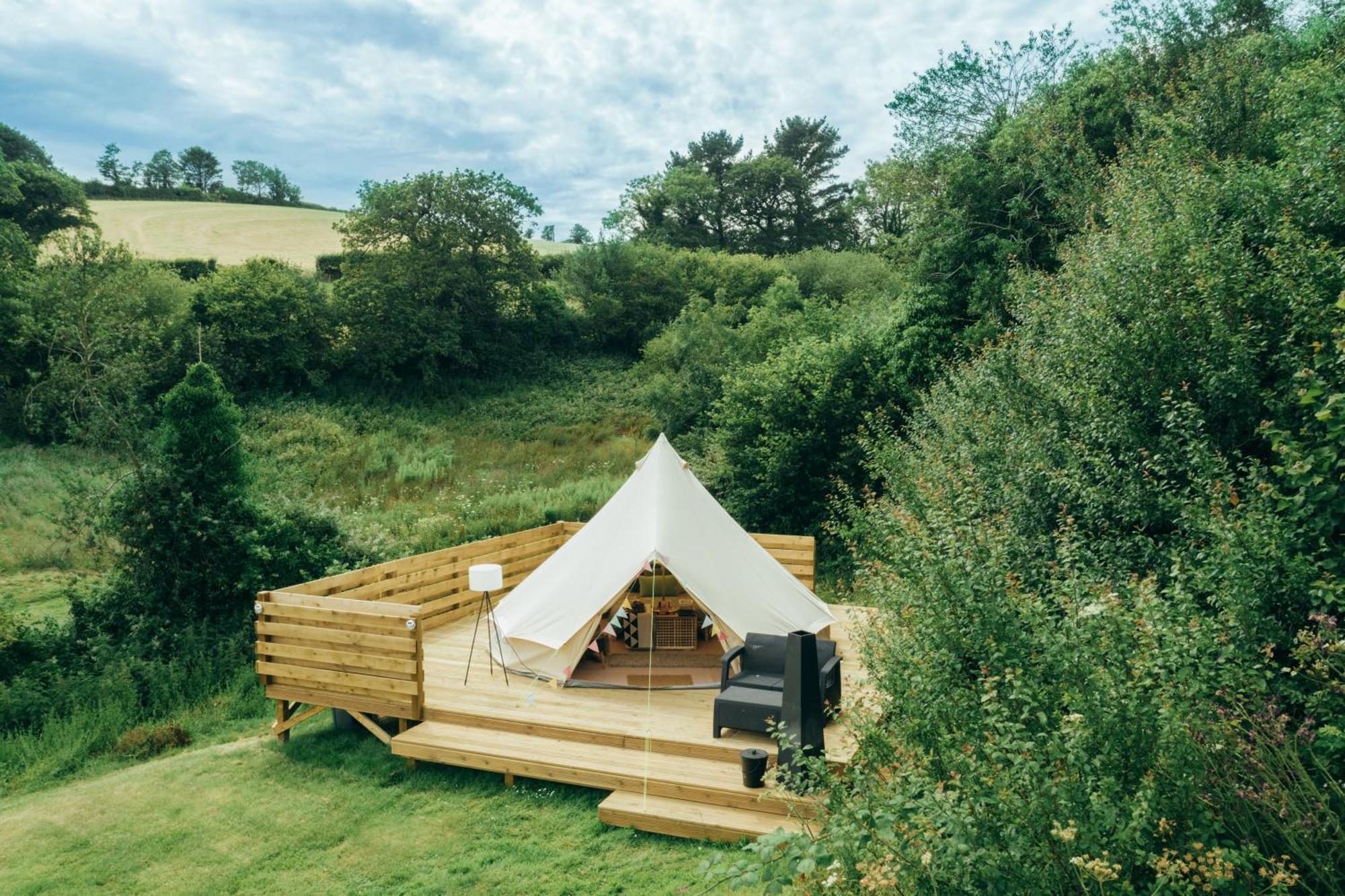 Willow Valley Glamping Буде Экстерьер фото